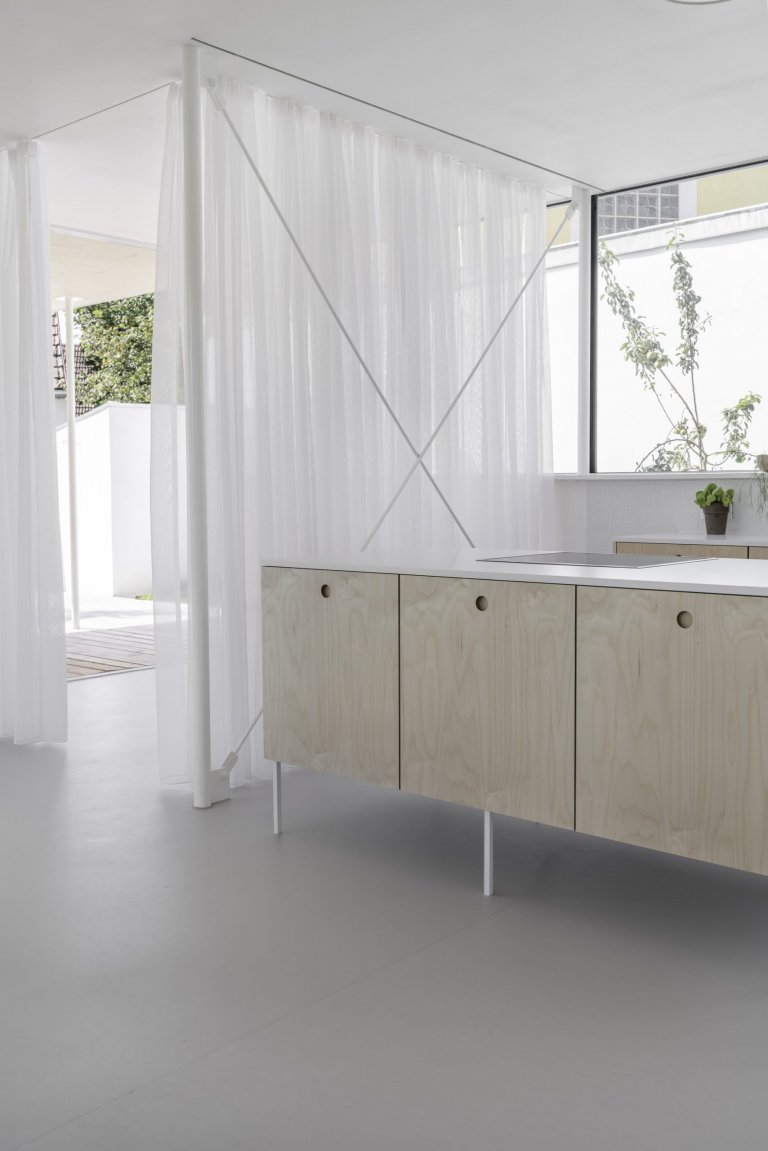 Obytný pavilon s ateliérem