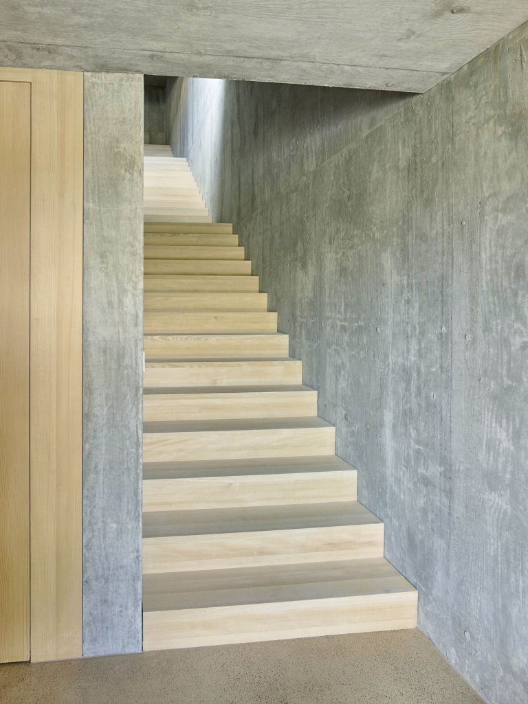 Pasivní rodinný dům ve strmém svahu