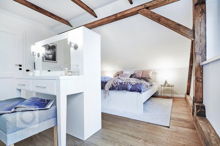 Podkrovní byt cestovatelů (mladé rodiny) v podhůří Beskyd