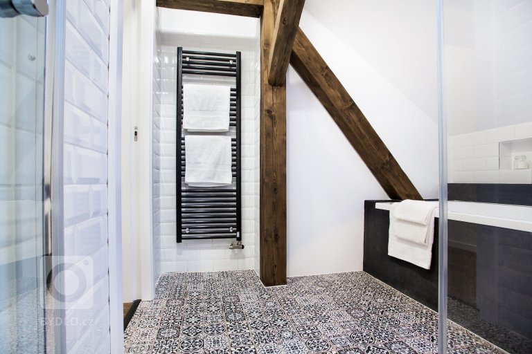 Podkrovní byt cestovatelů (mladé rodiny) v podhůří Beskyd