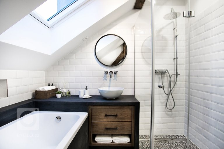 Podkrovní byt cestovatelů (mladé rodiny) v podhůří Beskyd