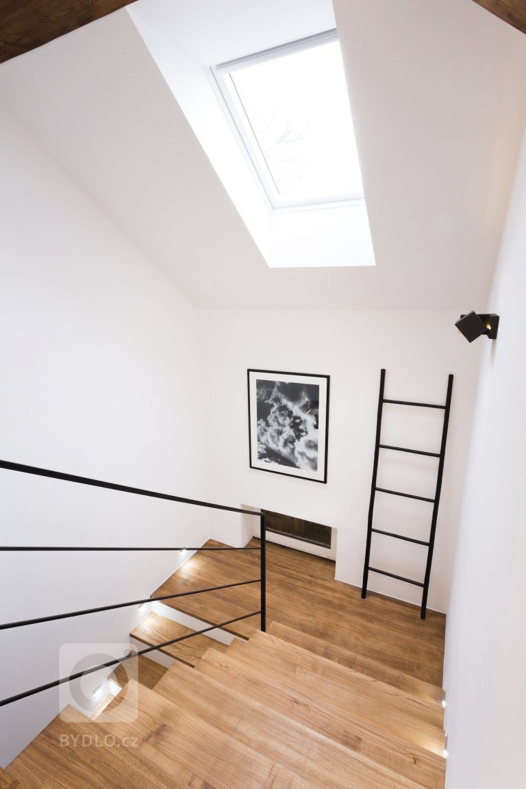 Podkrovní byt cestovatelů (mladé rodiny) v podhůří Beskyd