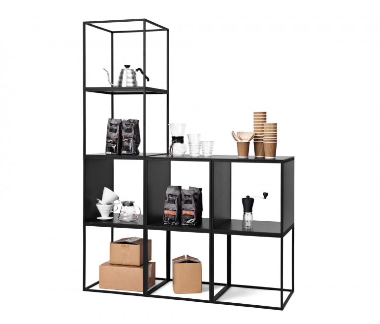 Police na knihy jako výstřelek designérů