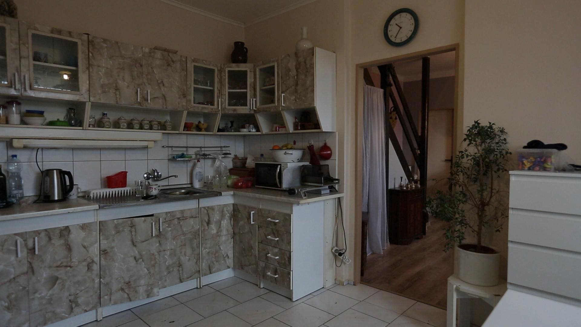 Postav si sen! - Kuchyň a obývací pokoj pro maminku s dcerou