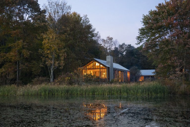 Prefabrikovaný prázdninový dům v Hudson Valley