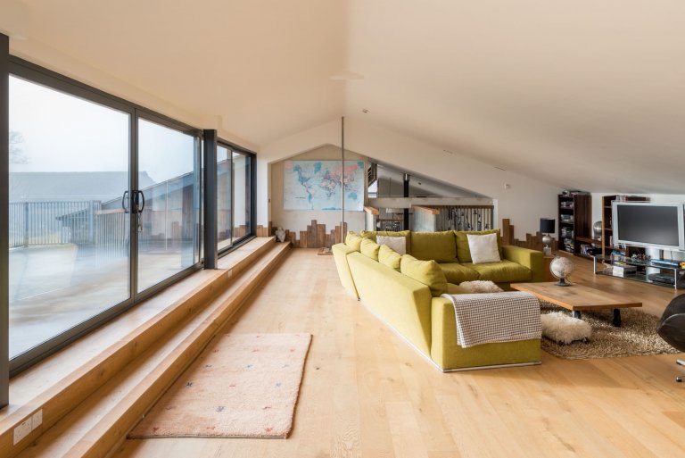 Přestavba stáje na nádherné bydlení