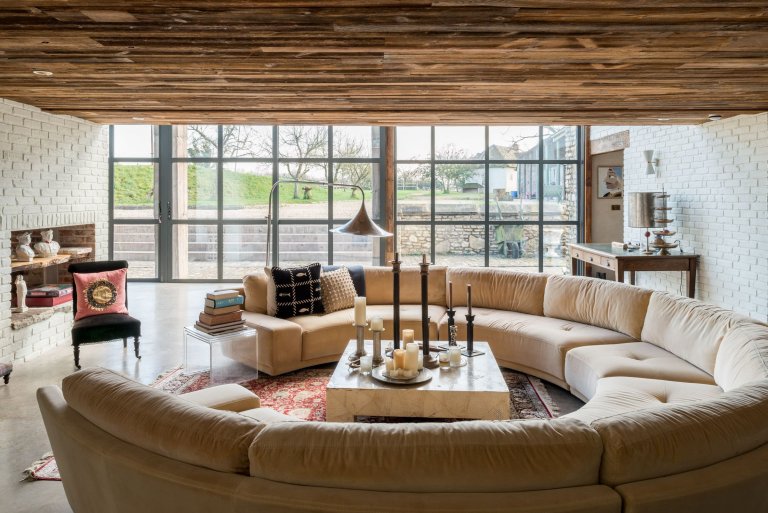 Přestavba stáje na nádherné bydlení