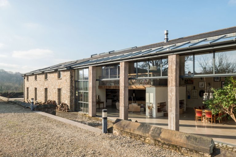 Přestavba stáje na nádherné bydlení