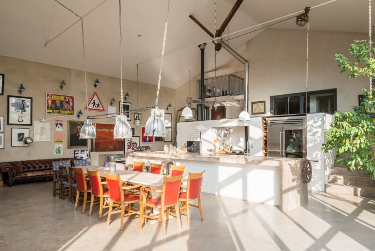 Přestavba stáje na nádherné bydlení