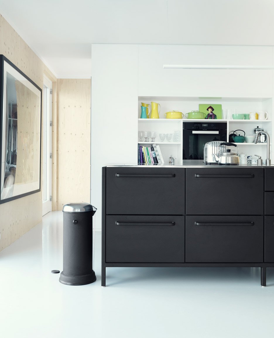 S touhou po romantice na vodě si postavili hausbót