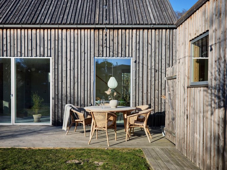 Severská borovice v hlavní roli moderní dřevostavby