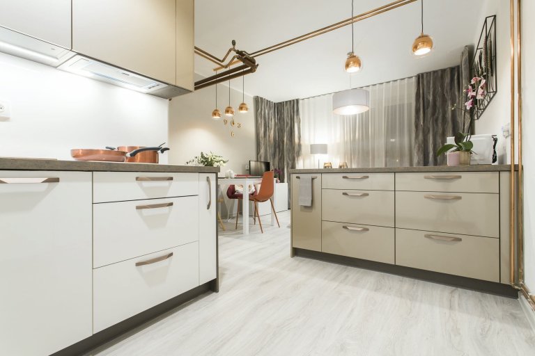 Štěstí pro nešťastnici v podobě kuchyně