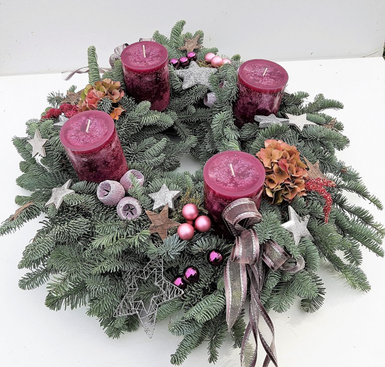 Trendy adventních věnců pro rok 2018