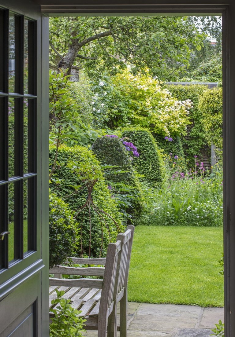 V londýnské zahradě