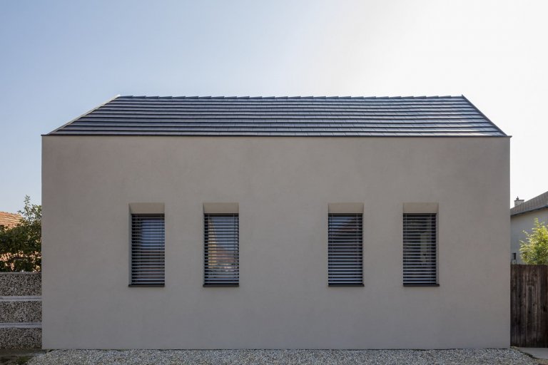 Ze starého stavení má moderní venkovský dům