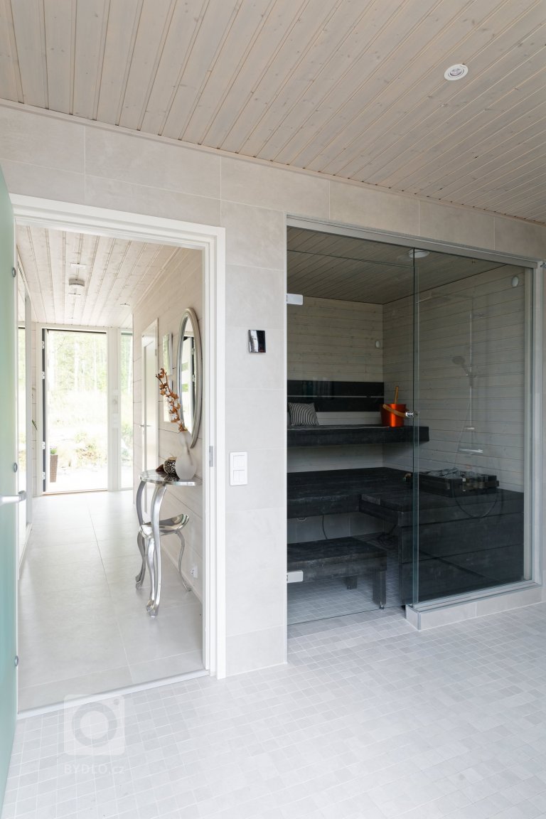 add picture to album