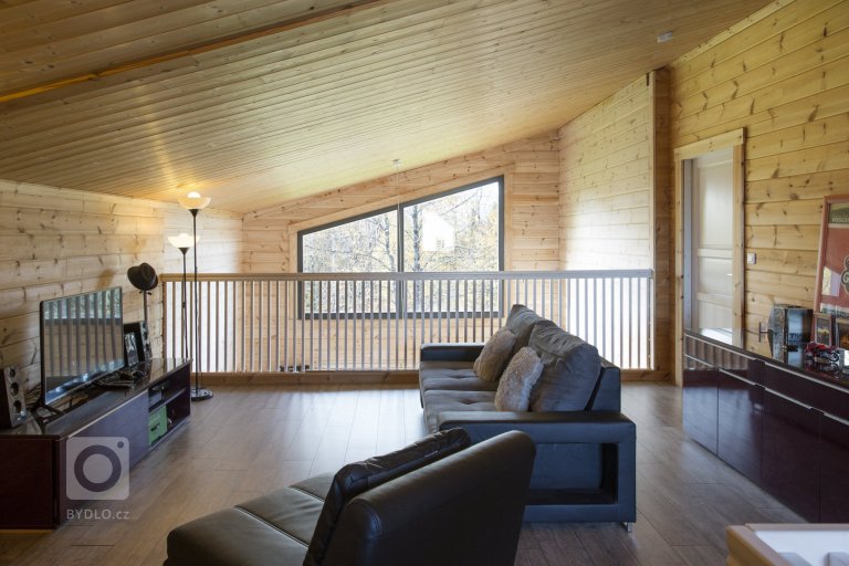 add picture to album