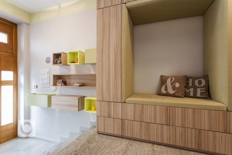 add picture to album