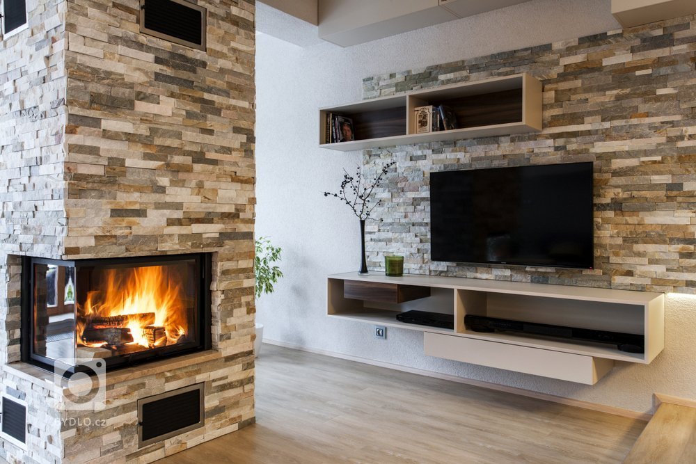 Takto dopadla rekonstrukce v jednom rodinném domě, kde žije Oskar (pes) a jeho páníčkové, kteří se rozhodli, že je na čase pozměnit ráz obývacího pokoje a dát…