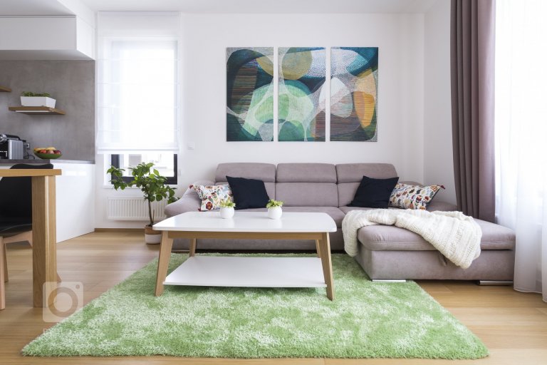 add picture to album