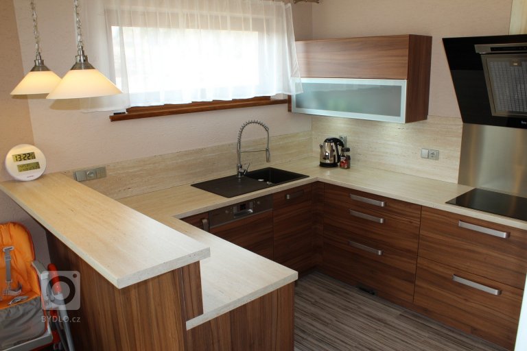 add picture to album