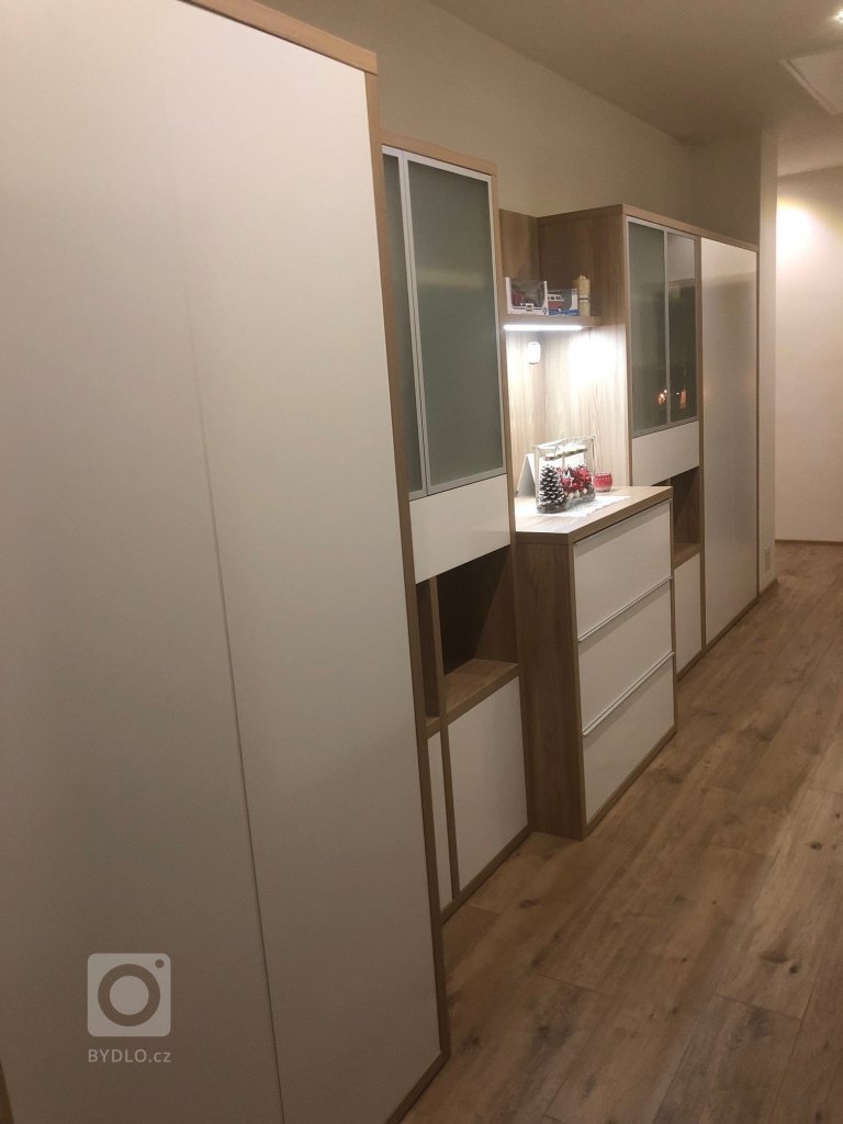 add picture to album