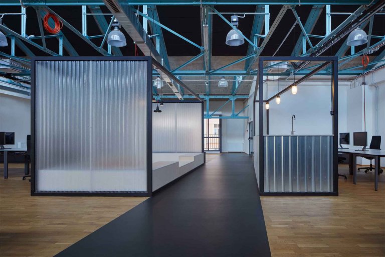 Ocenění Kanceláře roku 2018


Jak skloubit německou preciznost a českou živelnost? Nové administrativní prostory pro pražskou pobočku jedné z největších…