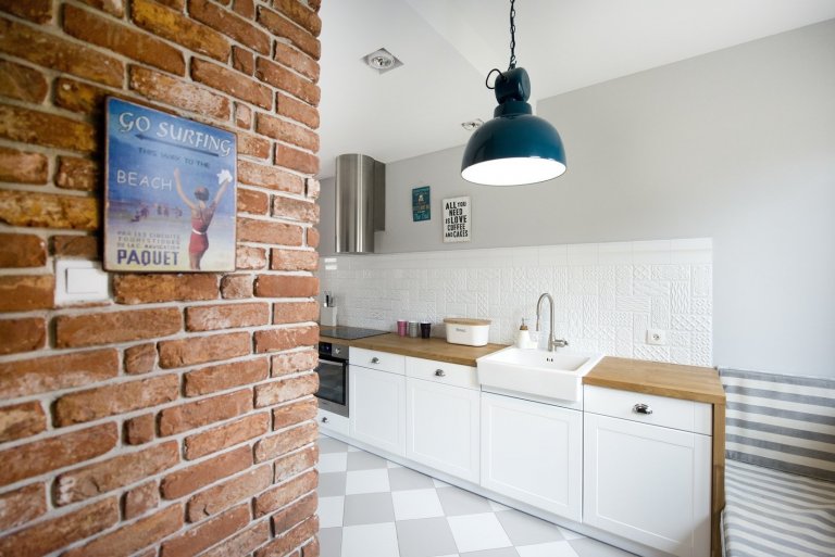 Industriální interiér s nádechem provence