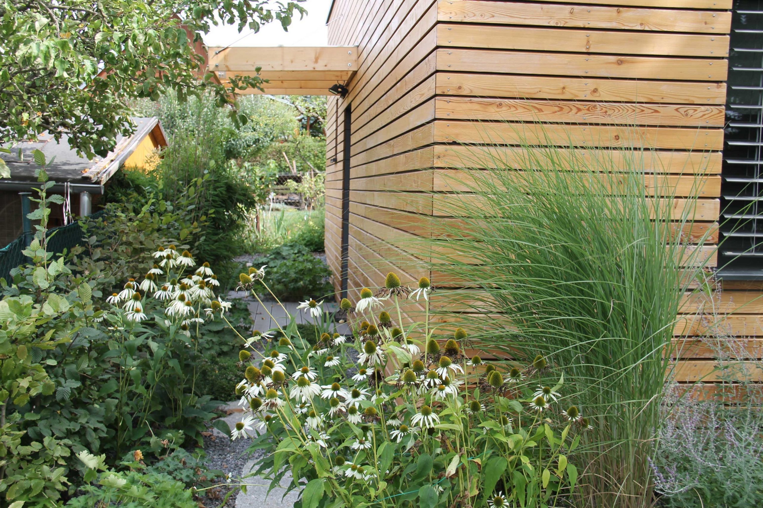 Ze spolupráce s ateliérem Vvem vznikla chata v Kamýku pro náročnou klientku.
