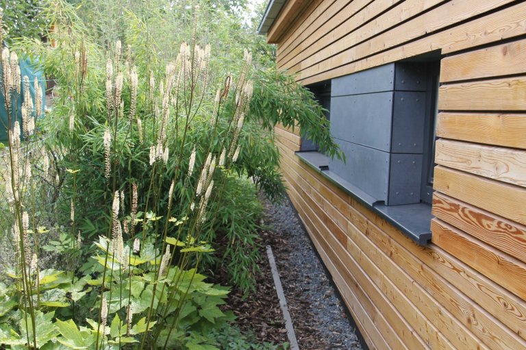 Ze spolupráce s ateliérem Vvem vznikla chata v Kamýku pro náročnou klientku.
