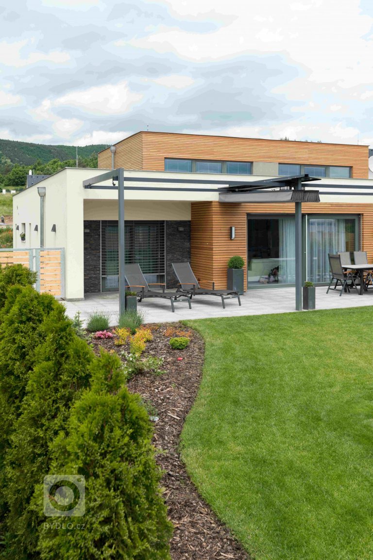 add picture to album