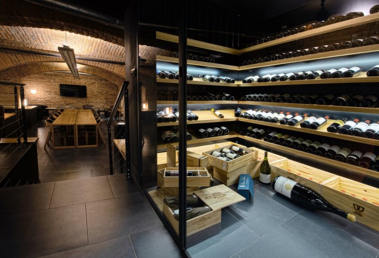 About project:

Wine Society invites the costumer to the deep senses of the wine. The space follows the desire of the excellency and welcome each wine lover to…