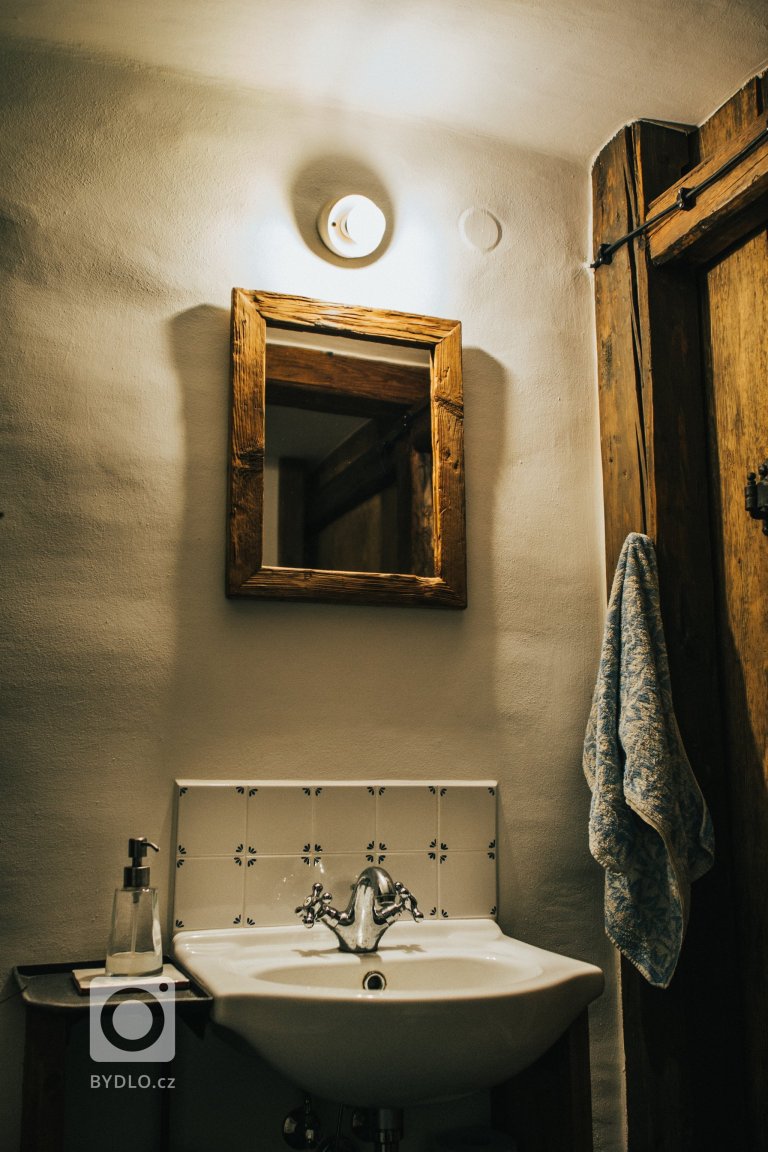 add picture to album