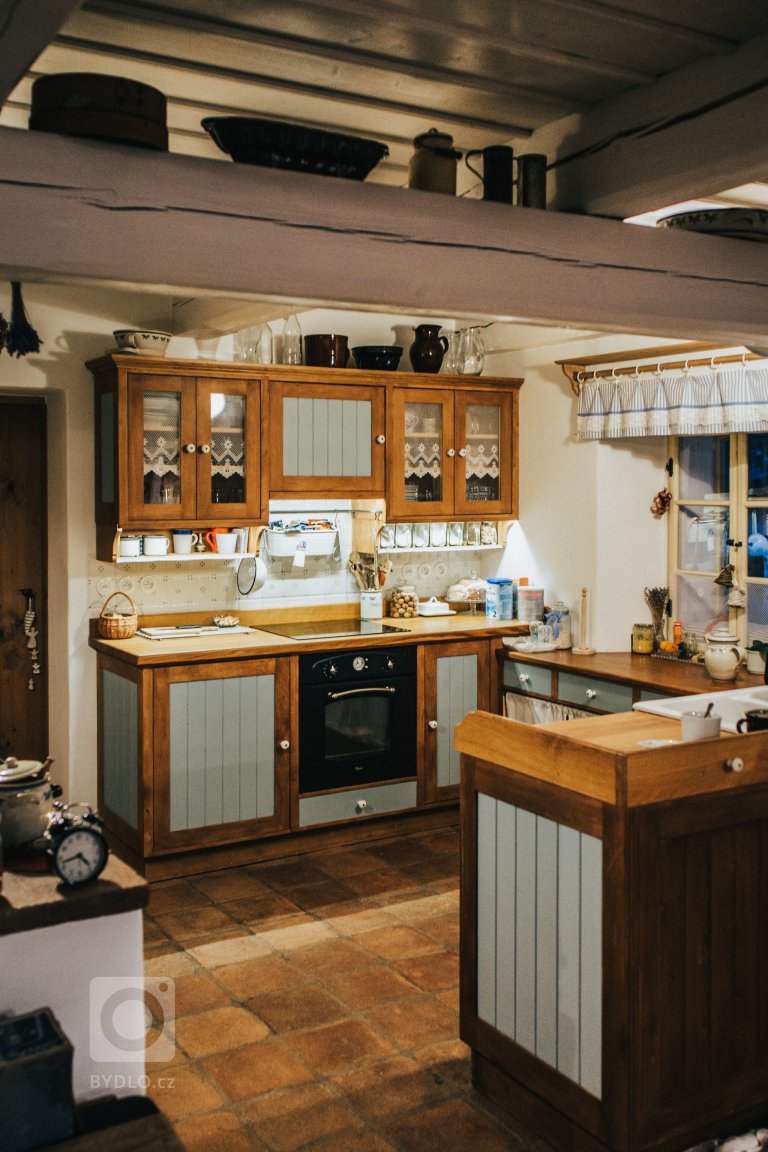 Chalupa pod lípou - Krásné