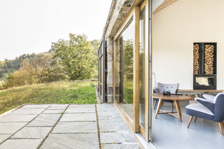 Dům ze staré stodoly