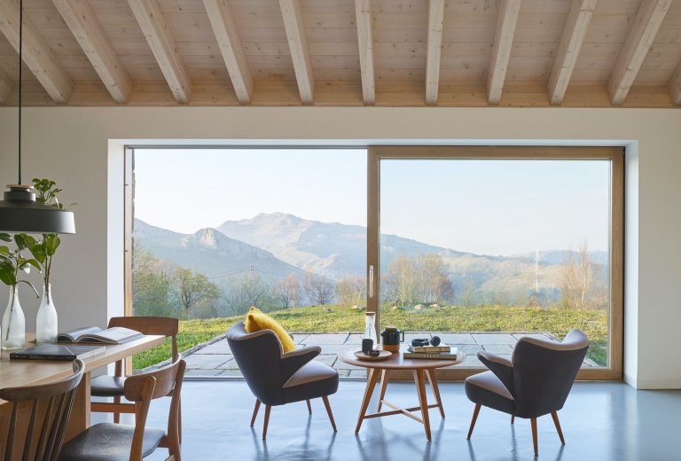 Dům ze staré stodoly