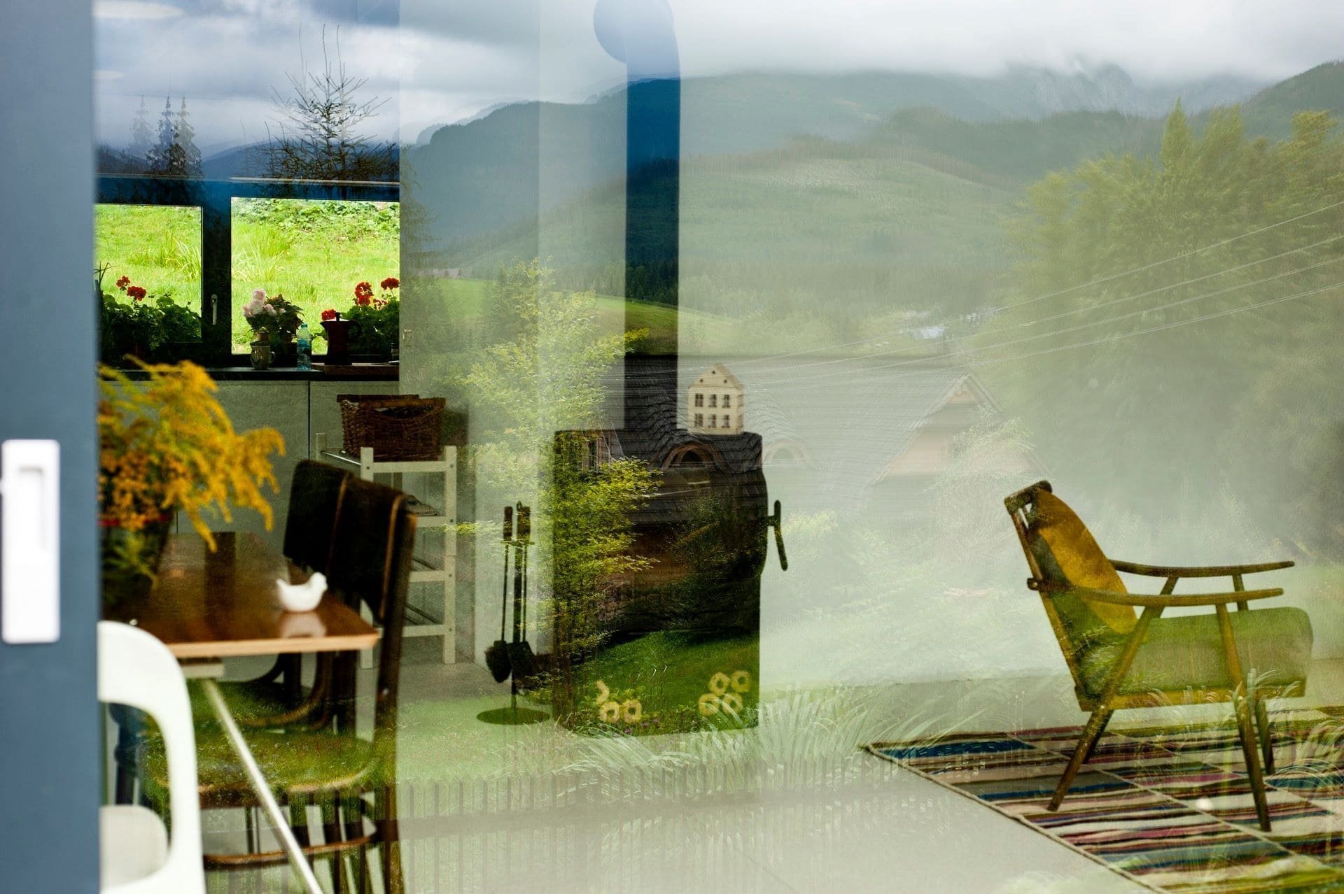 Jedinečný dům s fasádou z recyklovaného dřeva