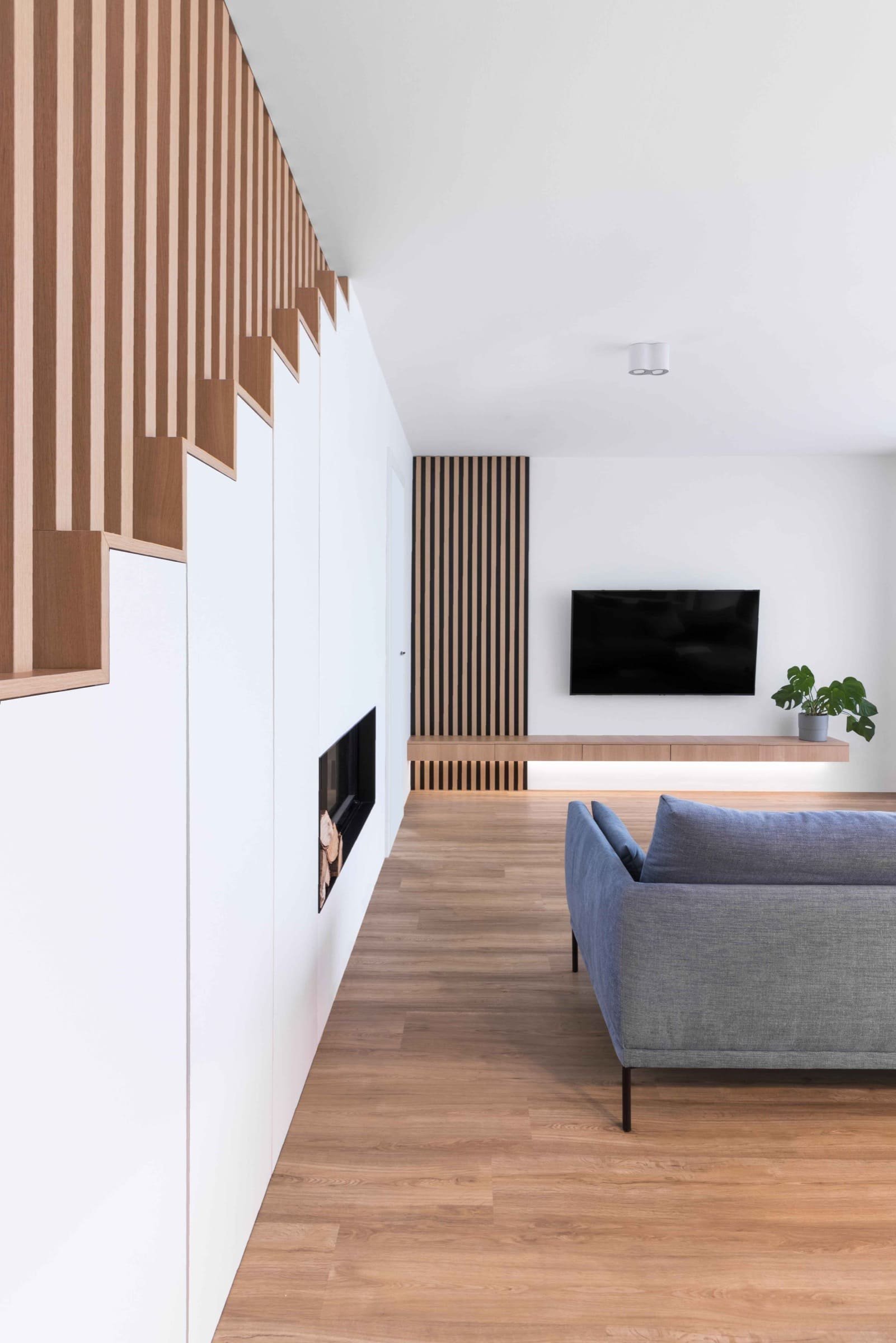 Nadčasový minimalistický interiér