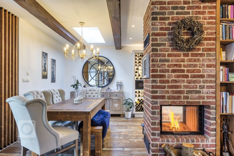 Nový dům ve venkovském stylu s nádechem středomoří