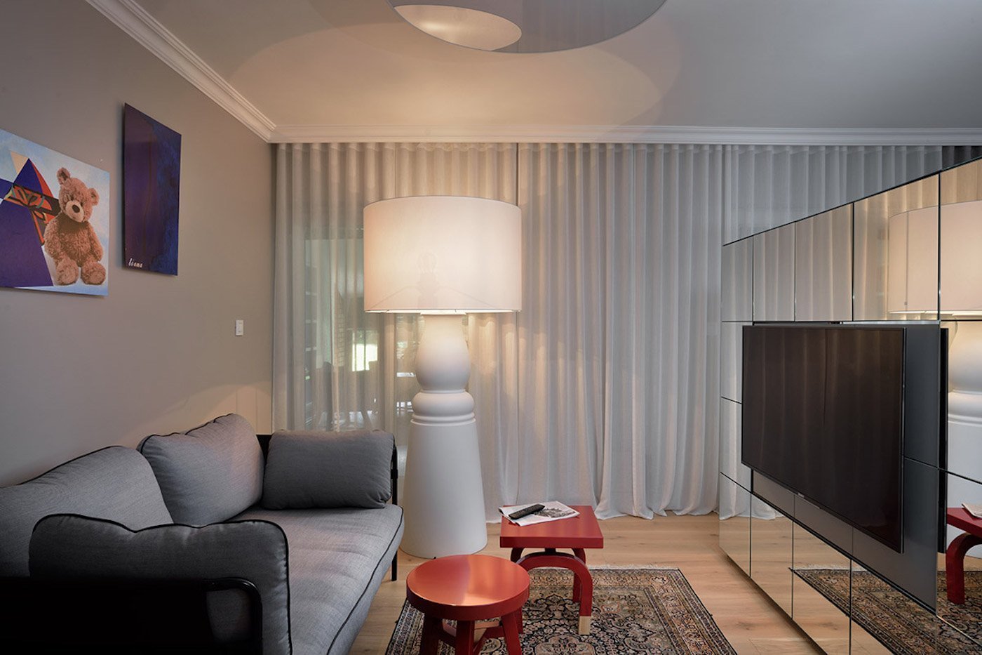 Odvážný eklektický interiér rodinného domu