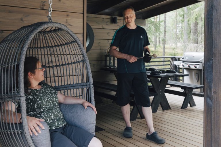Narodil se jako bájný Phoenix, vstal z popela
