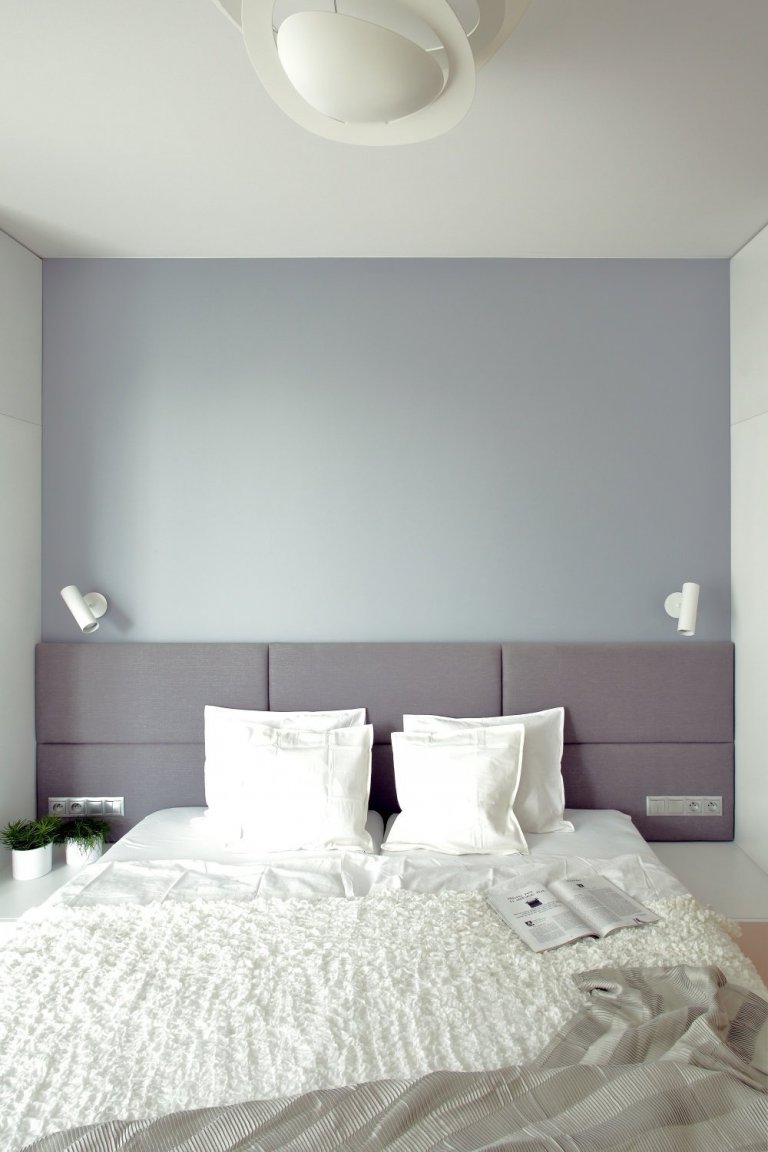 ložnice - čelní pohled na postel