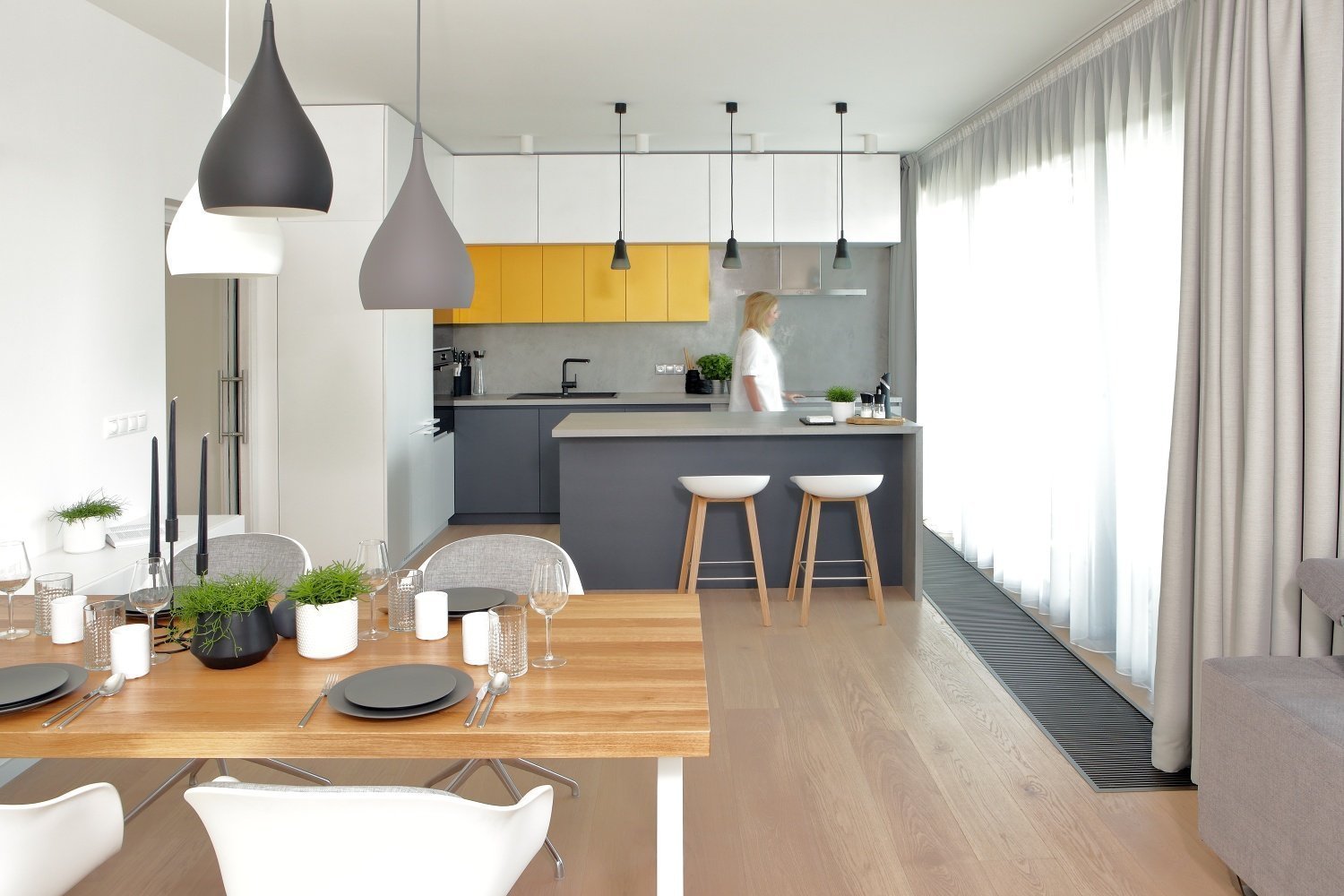 kuchyň s jídelnou