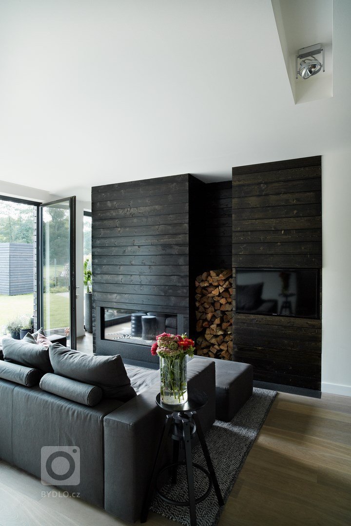 Tento dům je navržen pro lidi s nekonvenčním pohledem na bydlení, pojatý jako bydlení v přírodě. Kompletní návrh a realizace rodinného domu včetně urbanistické…