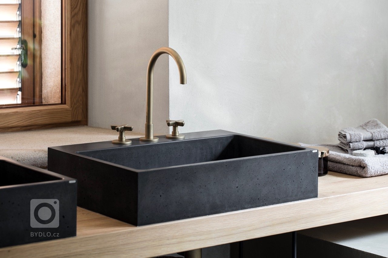 Byla to&nbsp;jedna z nejpříjemnějších zakázek, které jsme doposud měli,&nbsp;rekonstrukce staré hájovny&nbsp;v lesích na severu Čech. Práce, kdy jsme meli…