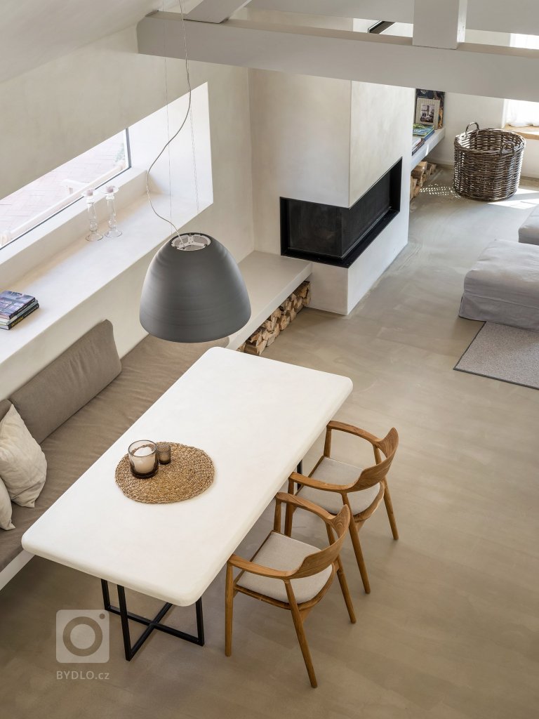 add picture to album