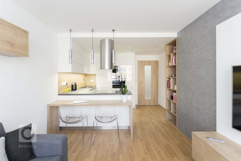 add picture to album