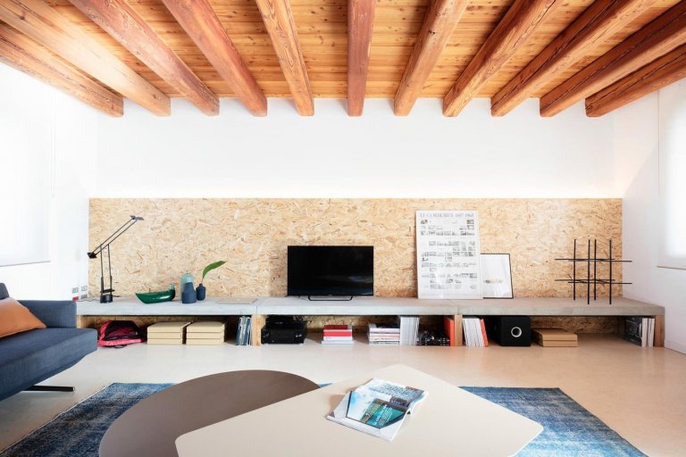 Interiér domu z počátku 20. století