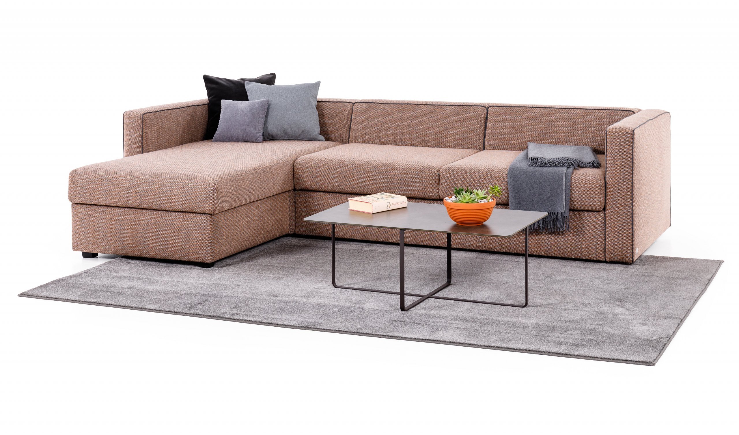 Rozkládací pohovka nebo postel pro každodenní spaní?