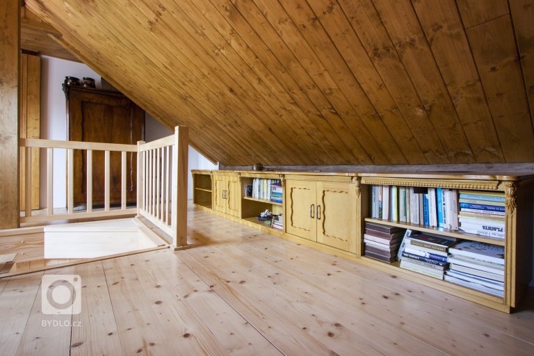 add picture to album